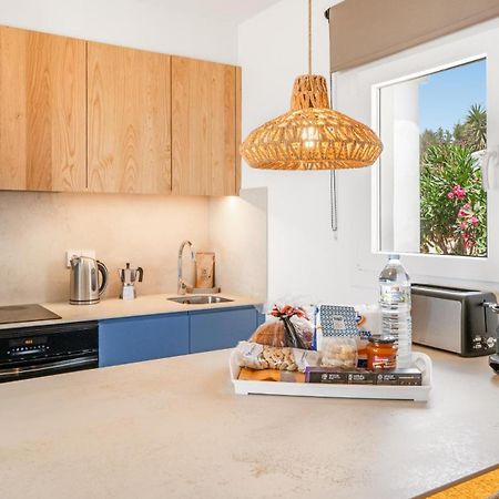 Suites Las Vistas By Menorca Vacations Son Bou Exterior photo