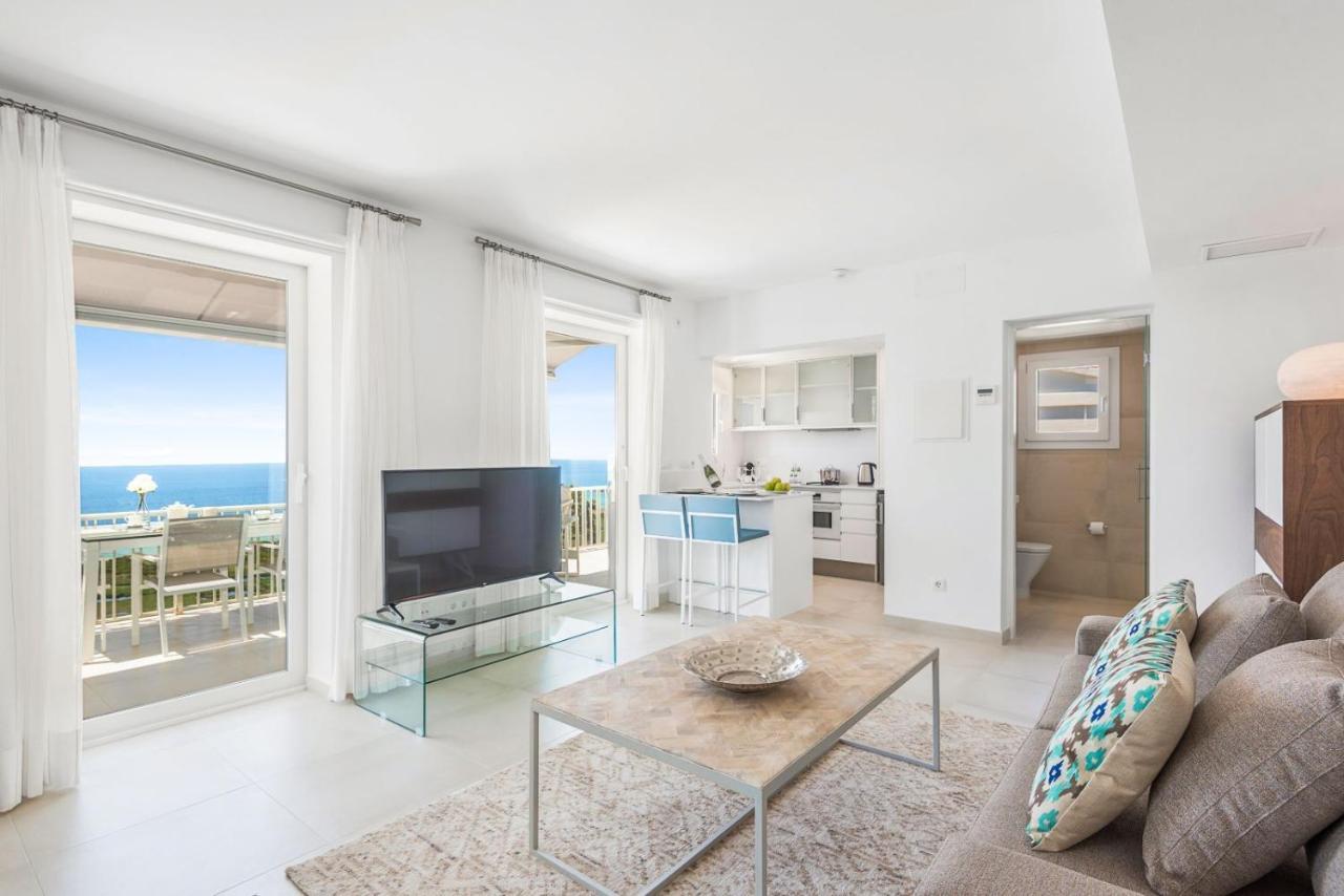 Suites Las Vistas By Menorca Vacations Son Bou Exterior photo
