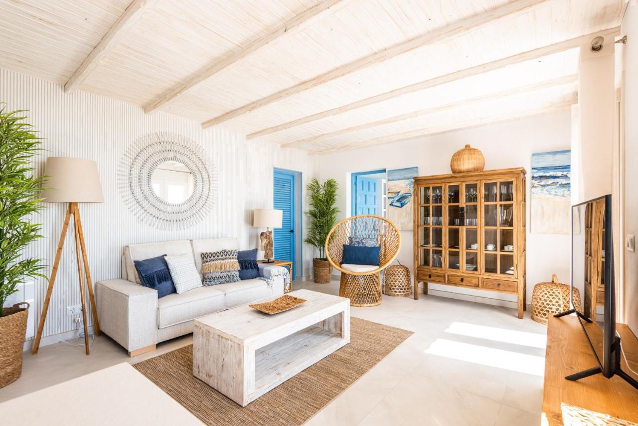 Suites Las Vistas By Menorca Vacations Son Bou Exterior photo