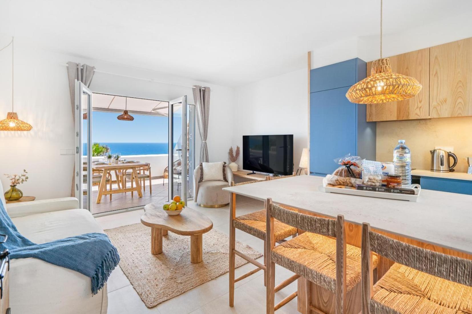 Suites Las Vistas By Menorca Vacations Son Bou Exterior photo