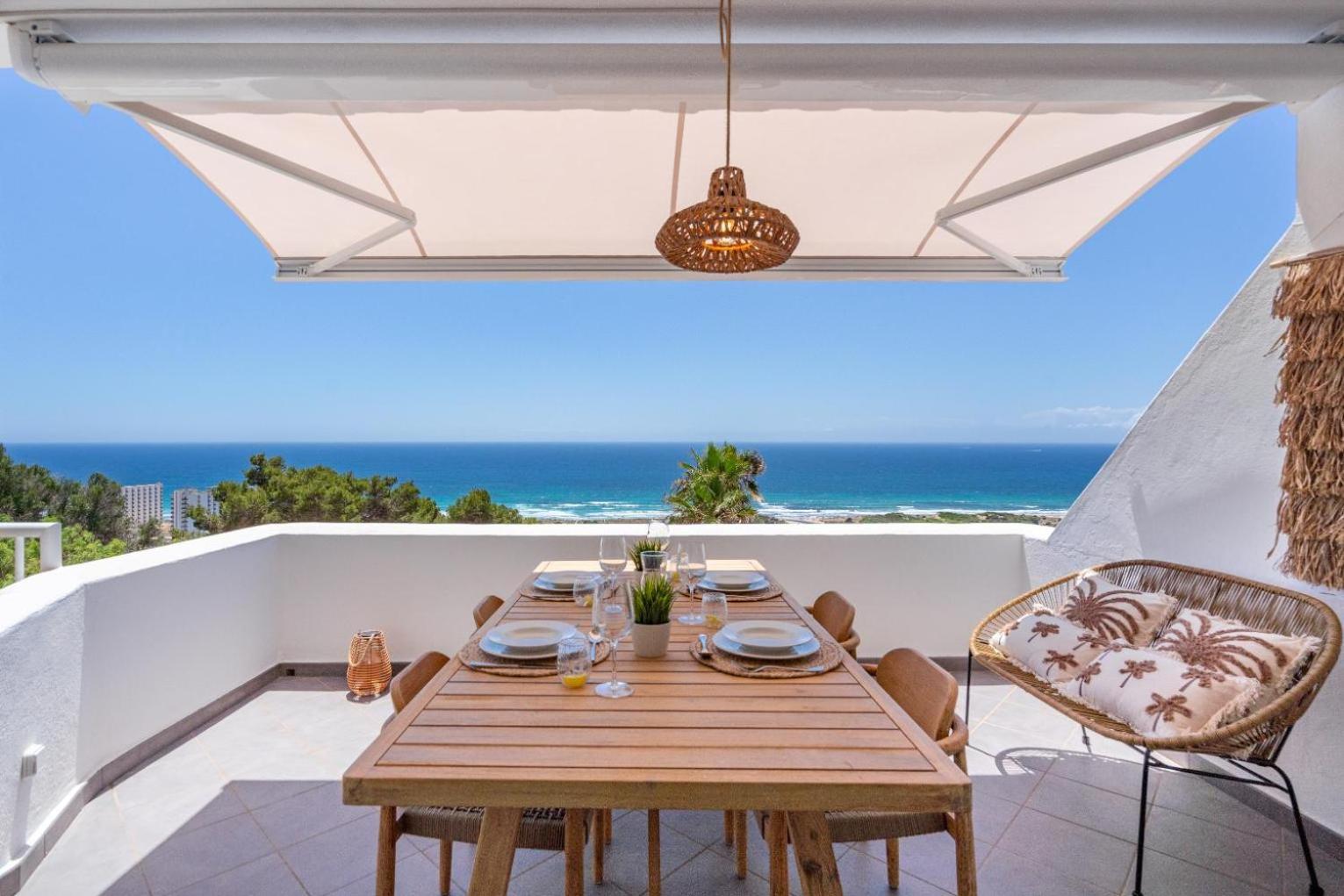 Suites Las Vistas By Menorca Vacations Son Bou Exterior photo