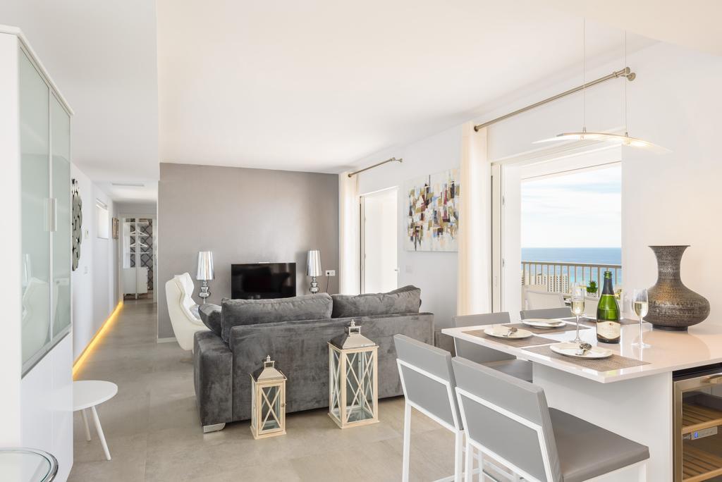 Suites Las Vistas By Menorca Vacations Son Bou Exterior photo