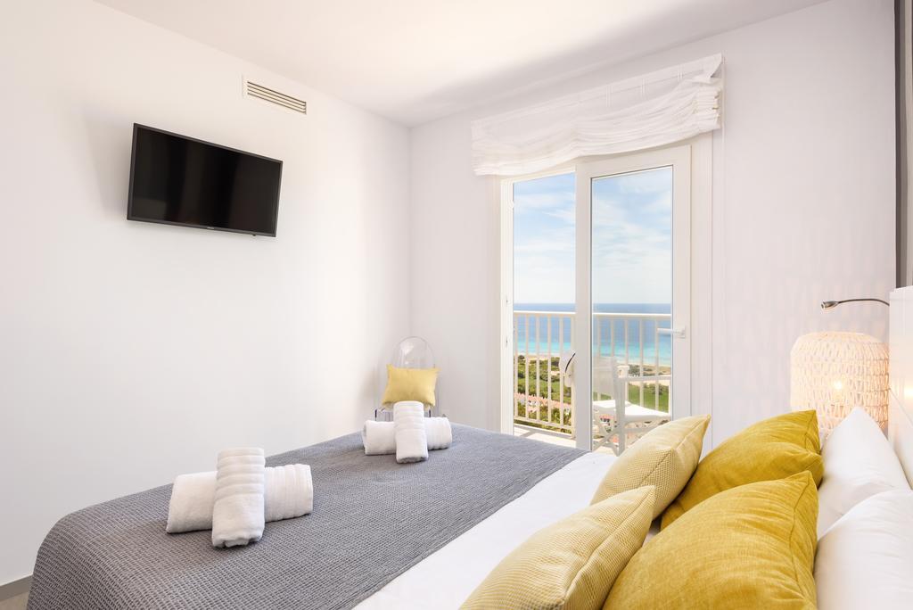 Suites Las Vistas By Menorca Vacations Son Bou Exterior photo